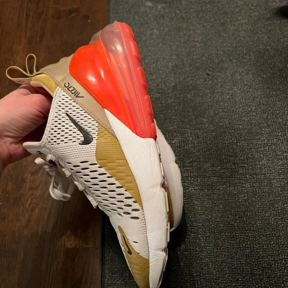 Nike Airmax 270 Size 8.5 - Picture 5 of 6
